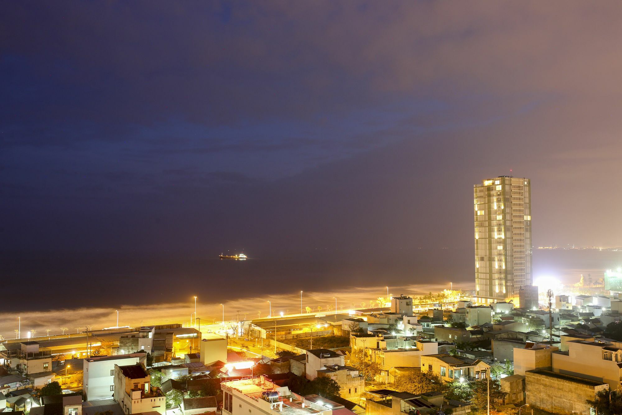 Ha Noi Hotel Da Nang Exteriör bild